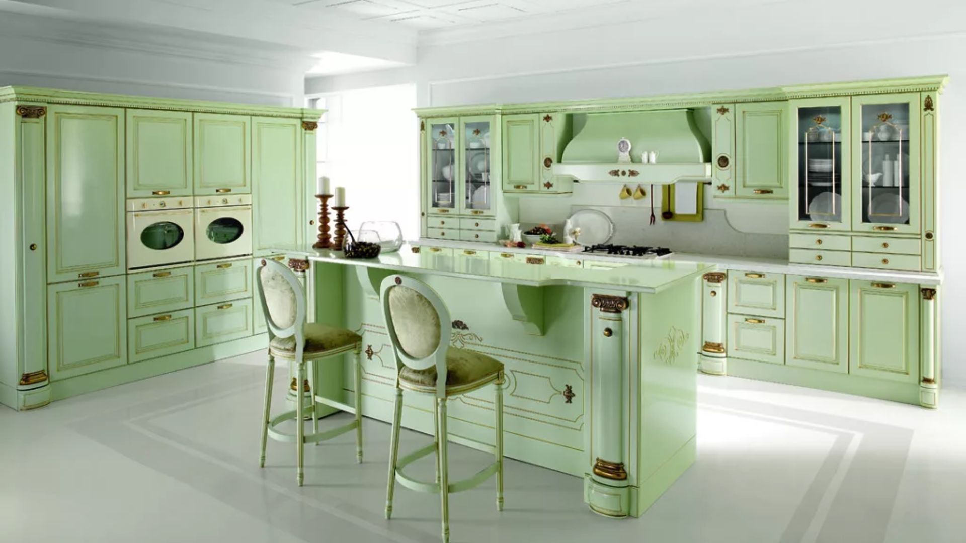 How Do Italian Kitchens Combine Elegance with Functionality