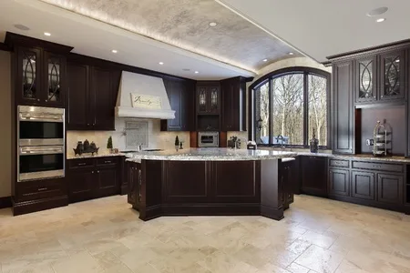 Kitchen Cabinet in Dubai