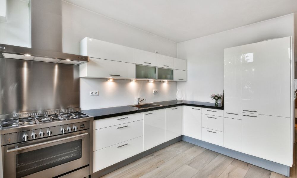 How to Decide if an L Shaped Modular Kitchen Fits Your Space